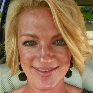 Meet your Posher, Lesley